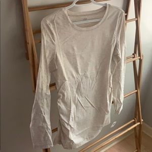 Gap maternity ivory crew long sleeve t shirt
